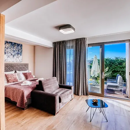 Apartment Dedaj - Delux *