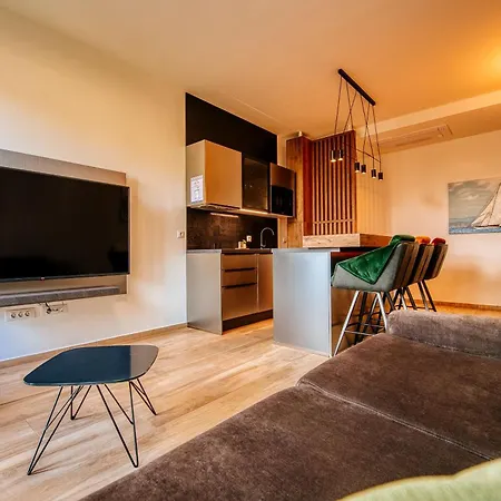 Dedaj - Delux Apartment *