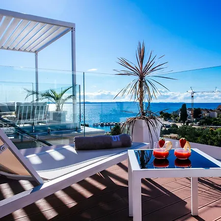 Dedaj - Delux With Sea View Pool Διαμέρισμα *