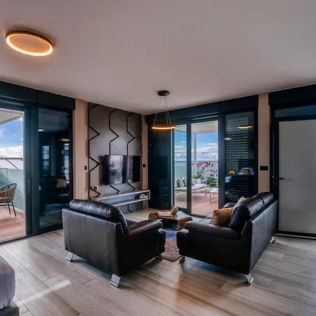 公寓 Dedaj - Delux *