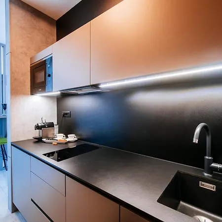 Dedaj - Delux 公寓