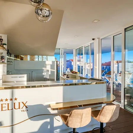 Dedaj - Delux With Sea View Pool Διαμέρισμα Ζαντάρ