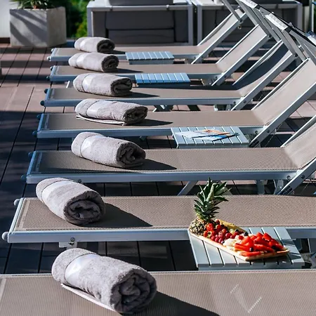 Dedaj - Delux With Sea View Pool Διαμέρισμα Ζαντάρ