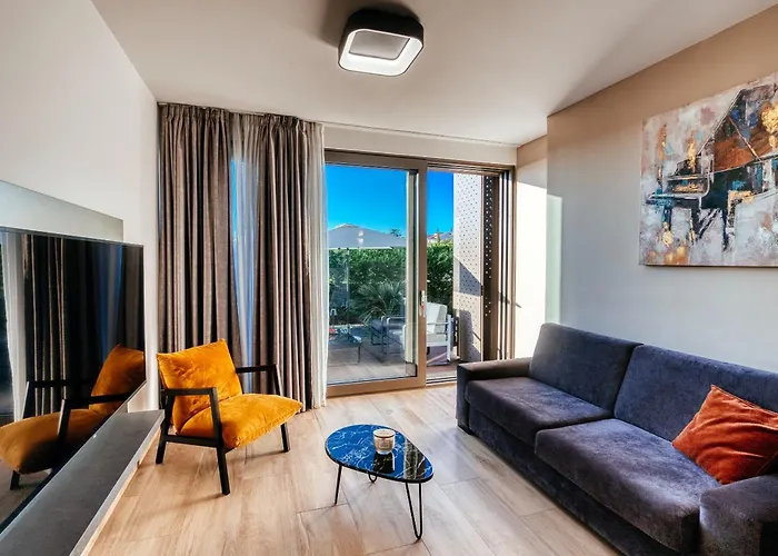 Dedaj - Delux דירה